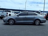 Used 2017 Volkswagen Jetta SE image 3