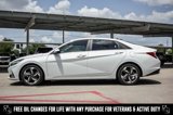 Used 2022 Hyundai Elantra SEL w/ Convenience + Premium Package image 4