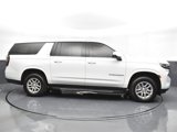 Used 2022 Chevrolet Suburban LT w/ Luxury Package image 4