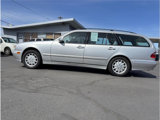 Used 2001 Mercedes-Benz E 320 4MATIC Wagon image 2