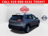 Used 2016 Jeep Cherokee Latitude image 5