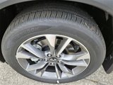 New 2025 INFINITI QX60 Luxe image 3