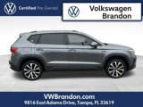 Certified 2023 Volkswagen Taos SE image 3