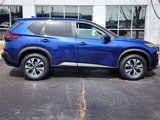 Used 2022 Nissan Rogue SV image 2