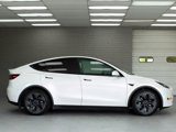 Used 2022 Tesla Model Y Long Range image 3