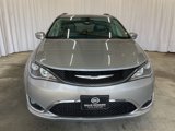 Used 2019 Chrysler Pacifica Touring-L image 2