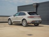 Certified 2022 Porsche Macan image 3