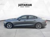 Used 2021 Volvo S60 T6 Momentum image 3