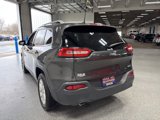 Used 2016 Jeep Cherokee Latitude image 5