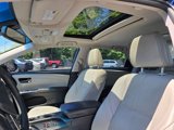 Used 2018 Toyota Avalon XLE Premium image 4