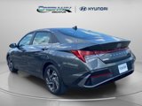Used 2024 Hyundai Elantra SEL w/ Convenience Package image 3