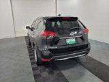 Used 2018 Nissan Rogue SV image 5
