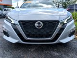 Used 2022 Nissan Altima 2.5 SV image 2
