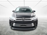Used 2018 Toyota Highlander LE image 2