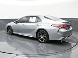 Used 2020 Toyota Camry SE image 5
