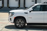 Used 2024 GMC Yukon AT4 image 6