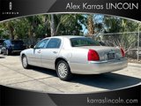 Used 2004 Lincoln Town Car Signature image 5