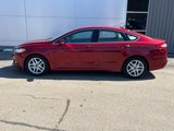 Used 2016 Ford Fusion SE w/ Equipment Group 202A image 2