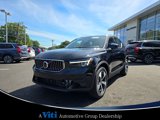 Used 2025 Volvo XC40 B5 Core w/ Protection Package Premier image 4