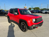 Used 2015 Jeep Renegade Trailhawk w/ Popular Equipment Group image 3