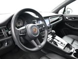 Certified 2022 Porsche Macan S image 4