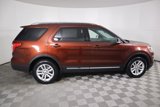 Used 2016 Ford Explorer XLT image 4