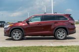 Used 2016 Toyota Highlander XLE image 4