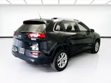Used 2018 Jeep Cherokee Latitude Plus image 4
