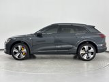 Used 2022 Audi e-tron Premium Plus w/ Premium Plus Package image 4