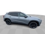 New 2025 Chevrolet Trax ACTIV w/ Sunroof Package image 3
