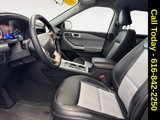 Used 2022 Ford Explorer XLT w/ Equipment Group 202A image 6