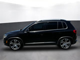 Used 2017 Volkswagen Tiguan Sport image 2