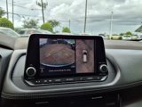 Used 2021 Nissan Rogue SV w/ Premium Package image 6