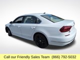Used 2017 Volkswagen Passat 1.8T R-Line image 3