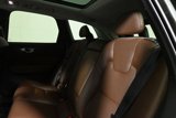 Used 2018 Volvo XC60 T5 Momentum w/ Vision Package image 5