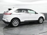 Used 2023 Ford Edge SEL image 2