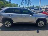 Used 2021 Toyota RAV4 LE image 4