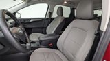 Used 2022 Ford Escape SE w/ Convenience Package image 2