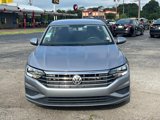Used 2021 Volkswagen Jetta SE image 2