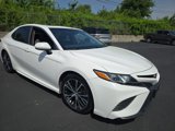 Used 2018 Toyota Camry L image 3