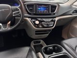 Used 2018 Chrysler Pacifica Touring-L image 6