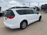 Used 2021 Chrysler Voyager Lxi image 3