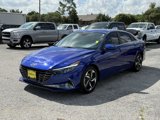 Used 2023 Hyundai Elantra Limited w/ Preferred Accessory Package image 4