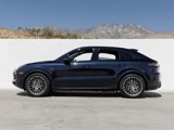 Used 2023 Porsche Cayenne Platinum Edition image 2
