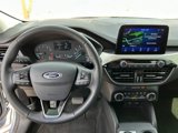 Used 2022 Ford Escape SE w/ Convenience Package image 3
