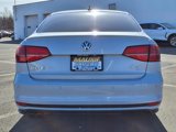 Used 2017 Volkswagen Jetta GLI image 5