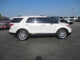 Used 2014 Ford Explorer XLT w/ Equipment Group 202A image 3