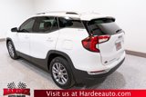 Used 2024 GMC Terrain SLT image 3