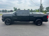 Used 2017 Chevrolet Silverado 1500 Custom image 2