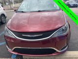 Used 2018 Chrysler Pacifica Touring-L Plus w/ Tire & Wheel Group image 2